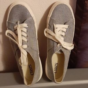 Barely worn Chaps sneakers